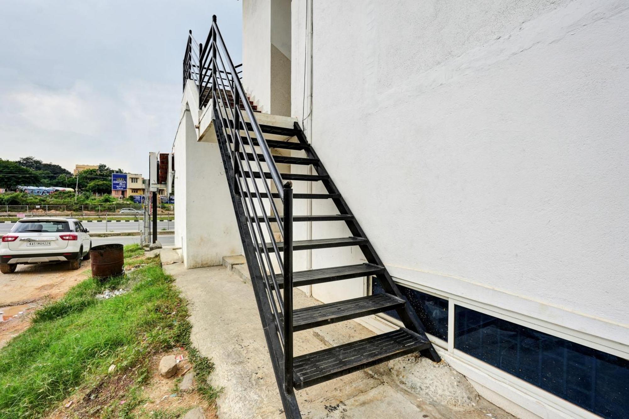 Spot On Anugraha Residency Hotel Kumbalgod ภายนอก รูปภาพ