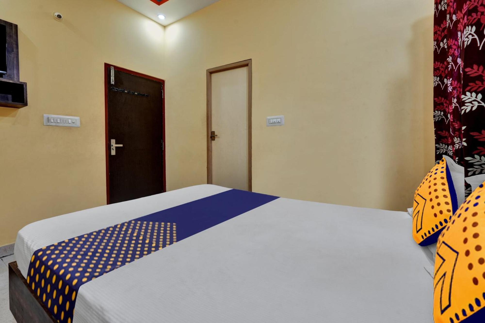 Spot On Anugraha Residency Hotel Kumbalgod ภายนอก รูปภาพ