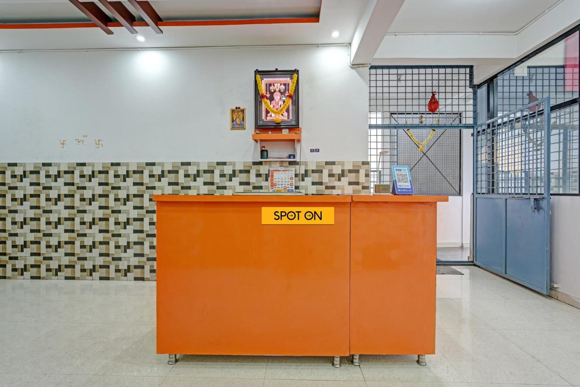 Spot On Anugraha Residency Hotel Kumbalgod ภายนอก รูปภาพ